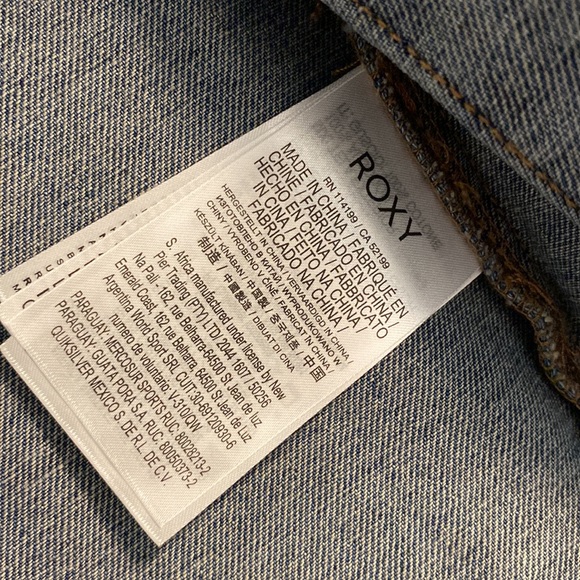 Roxy Denim jean jacket NWOT sz s - Picture 7 of 8